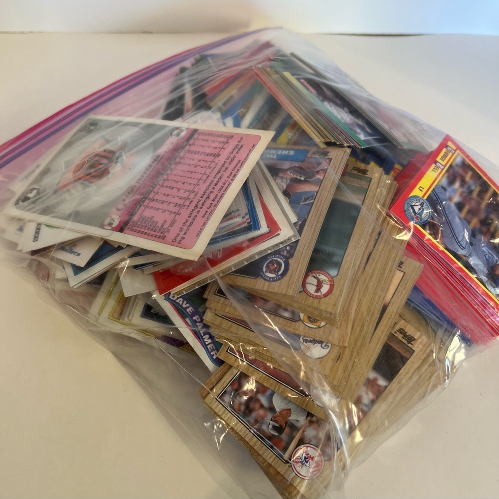 Baseball Cards Lot - Picture 3 of 5